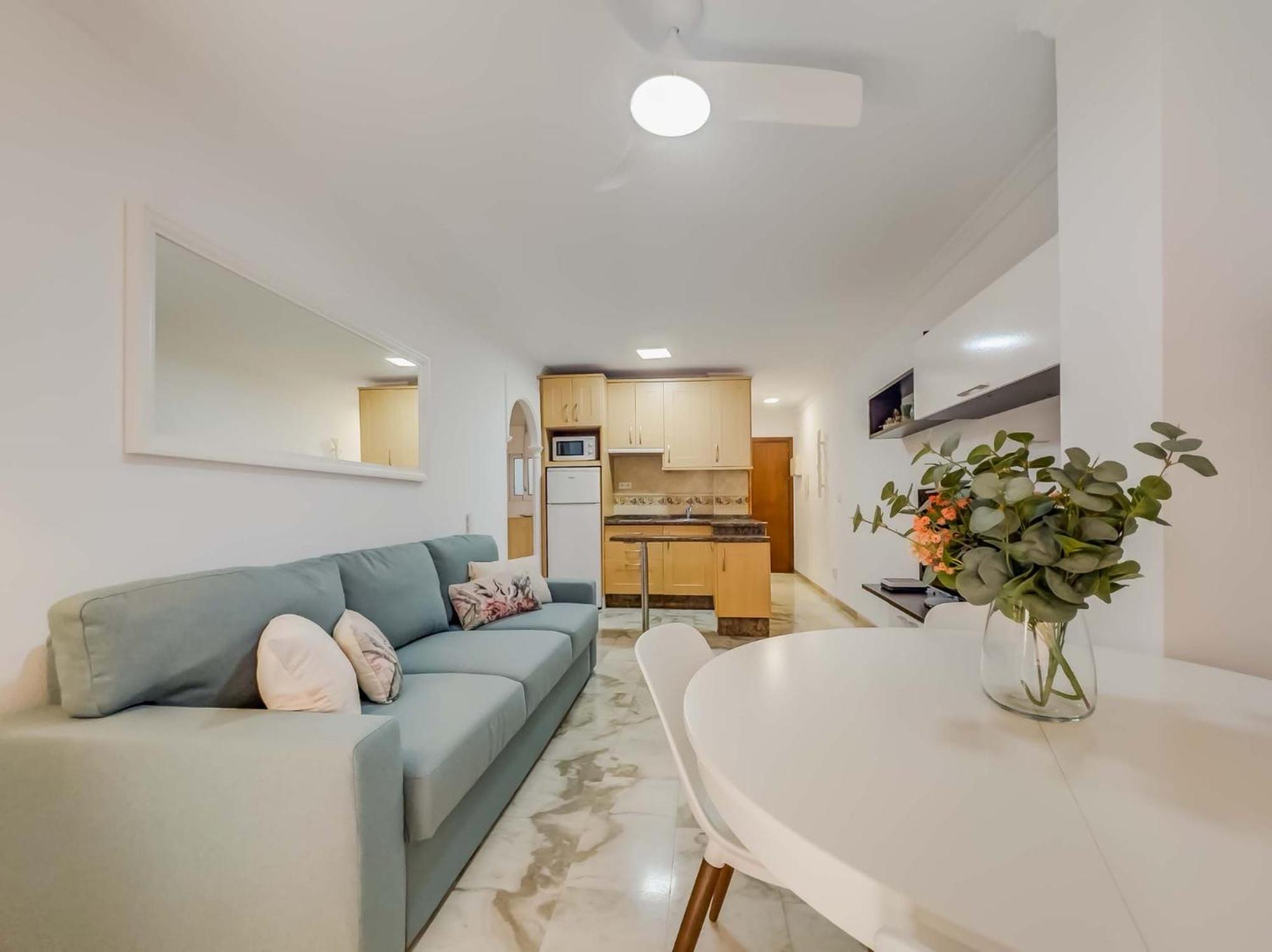 Apartament Yate Iv *